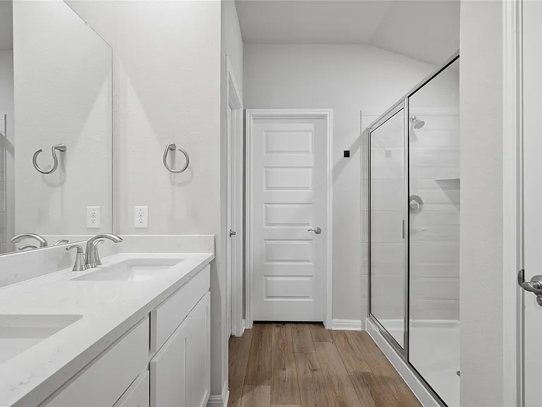 126 Fairmeadow Downs Dr — Photo 18