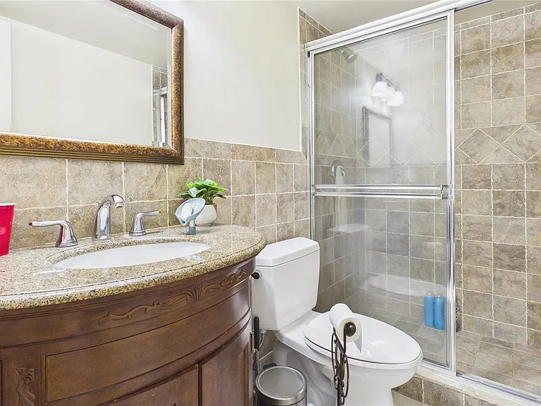 381 S Hollybrook Dr #106 — Photo 16