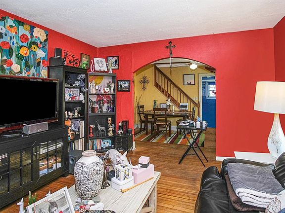 5th image of 57 Highland Ave