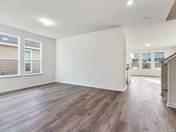 7th image of this home