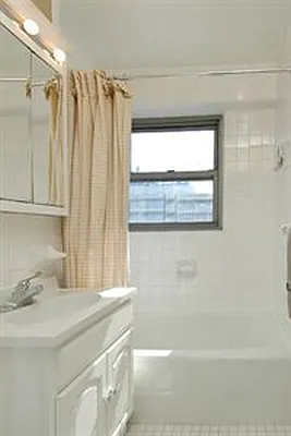 Sold by Douglas Elliman | media 22