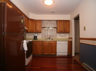 4 The Rotunda, Andover, NJ 07821