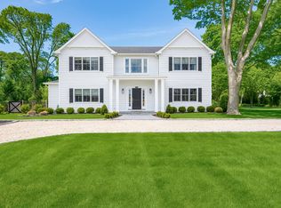 26 Indian Run, East Quogue, NY 11942