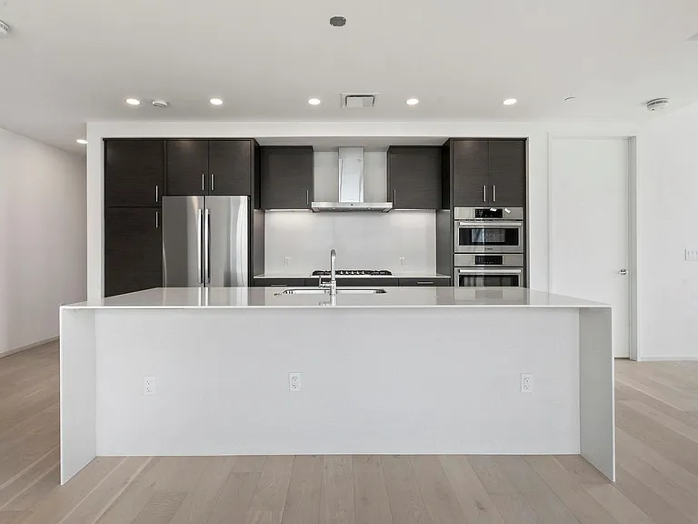 301 West Ave #2507 — Photo 5