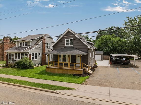 3rd image of 1217 Hankins Rd NE