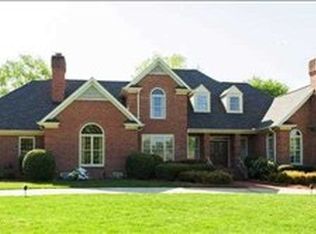 100 Weatherby Dr, Greenville, SC 29615
