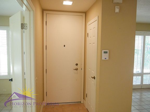 5th image of 1330 Vanderbilt Way