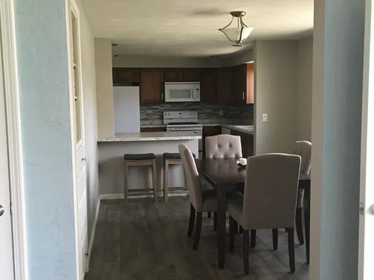 103 W Greenfield Dr — Photo 4