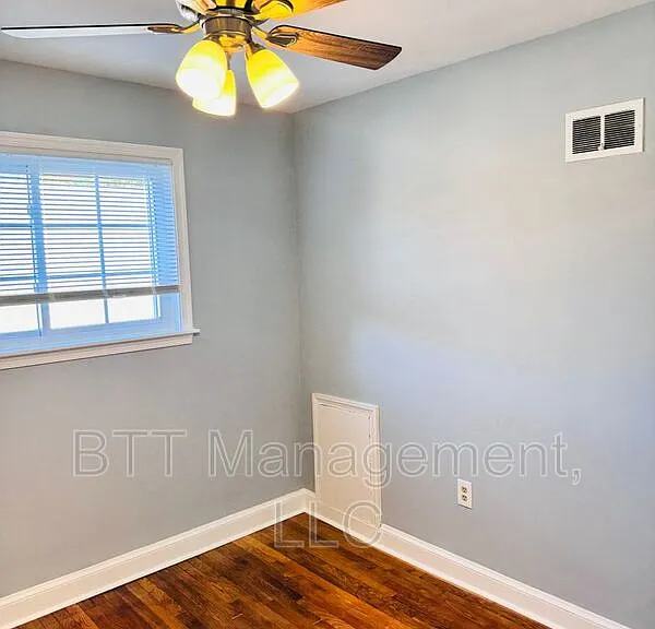8805 Plymouth St #5 — Photo 30