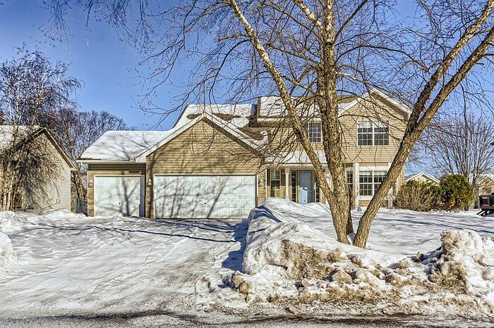 1st image of 10915 Fox Hollow Ln N