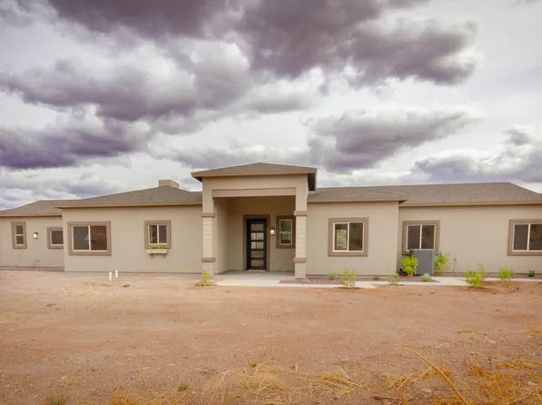 86 Stoddard Way, Nogales, AZ 85621