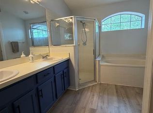 9508 Glenpointe Dr, Riverview, FL 33569