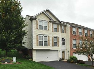 652 Village Green Blvd E, Mars, PA 16046