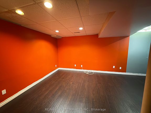 5th image of 13 Wickstead Ct