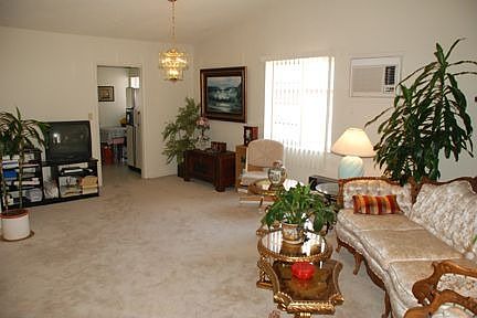 5th image of 424 S Astell Ave