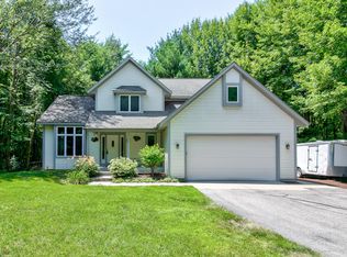 15799 148th Ave, Spring Lake, MI 49456