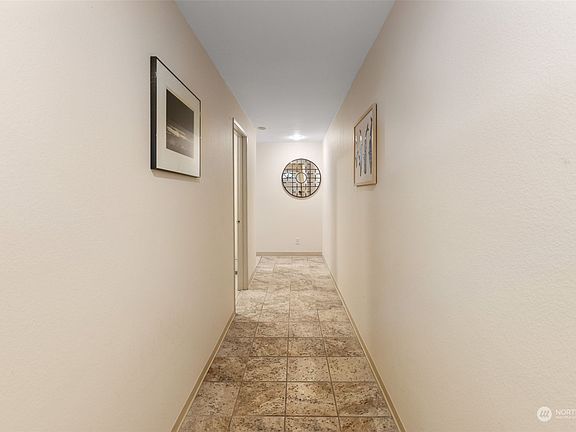 4th image of 22315 6th Avenue S #A405