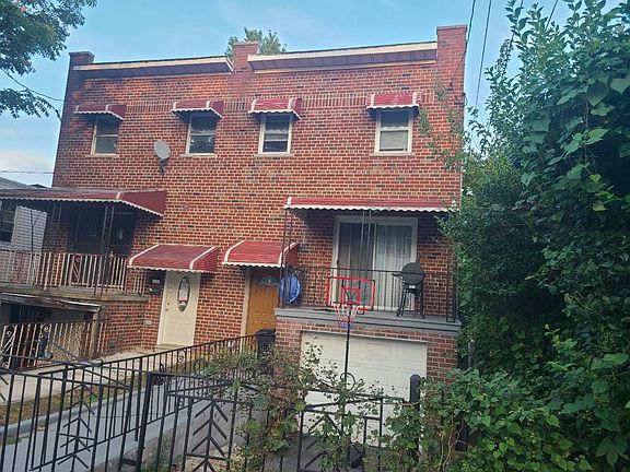3rd image of 4814 Murdock Ave