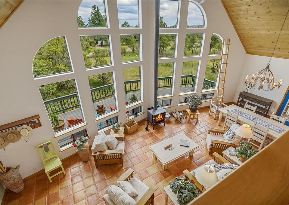 1st image of 705 Buttress Avenue