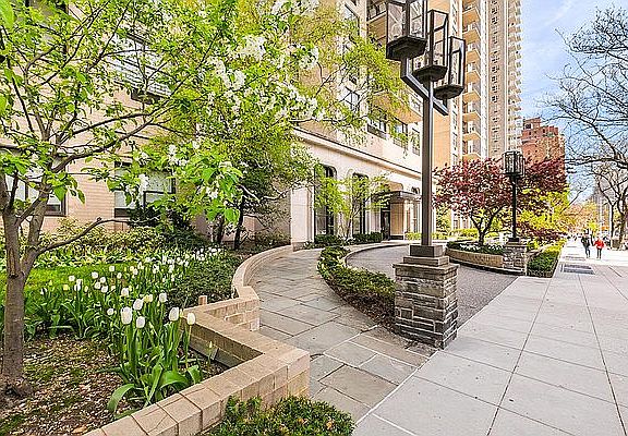 5th image of 1365 York Ave APT 35H