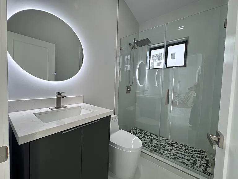 1882 Coral Point Dr — Photo 33