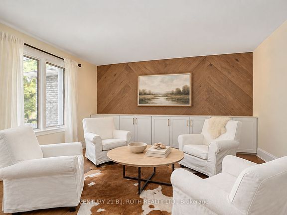 5th image of 3274 Liah Ln