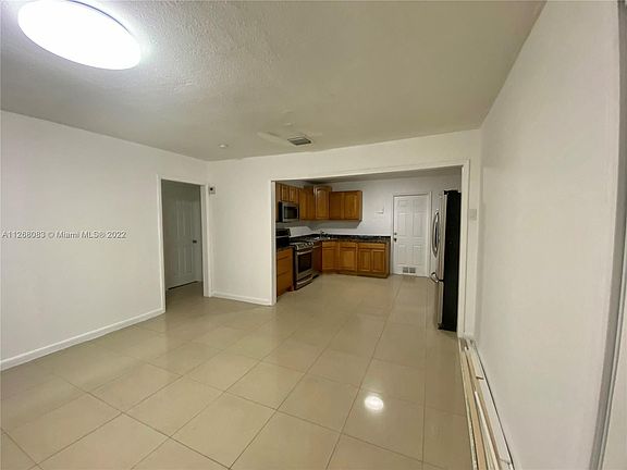 4th image of 13240 NE 16th Ave #13240