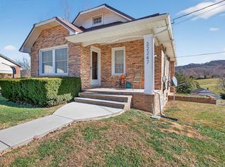 22247 Lincoln Cir, Damascus, VA 24236