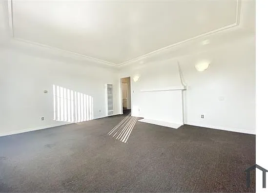 1605 W Vernon Ave #2 — Photo 5