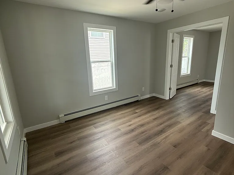 294 Oak St #1 — Photo 6