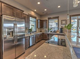 Broadway 190, Spokane, WA 99206