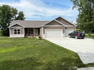 10112 E 975 N, Otterbein, IN 47970