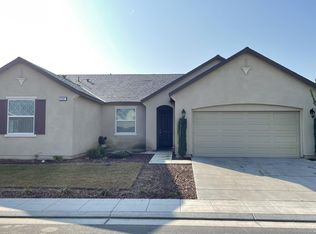 3281 Spring Sails Ave, Tulare, CA 93274