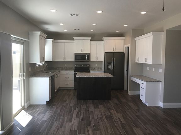3rd image of 2520 Blackhawk Dr Unit 73