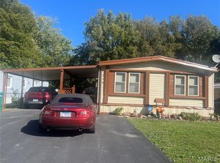208 Ellen Ln, O'Fallon, IL 62269