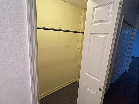 4th image of 219 E Taylor St APT C