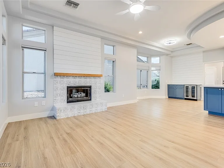 2508 Sandilands Dr — Photo 11