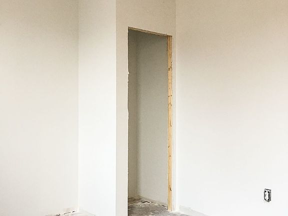 4th image of 272 Lincoln Pl APT D2