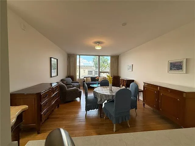 2100 Saint Charles Ave #3M — Photo 7
