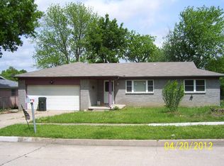 1136 N Kansas Ave, Claremore, OK 74017