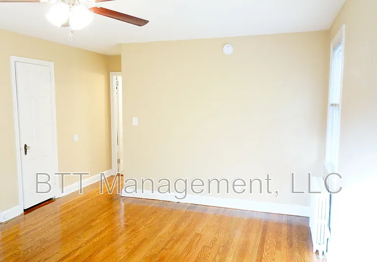 8107 Greenwood Ave #2 — Photo 7