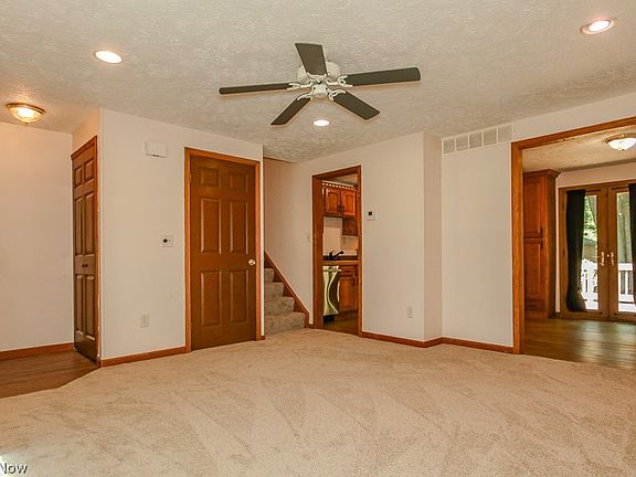 4th image of 615 Trailwood Dr