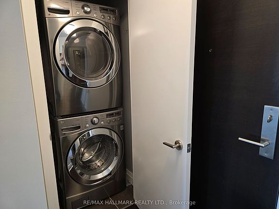 5th image of 399 Spring Garden Ave #316