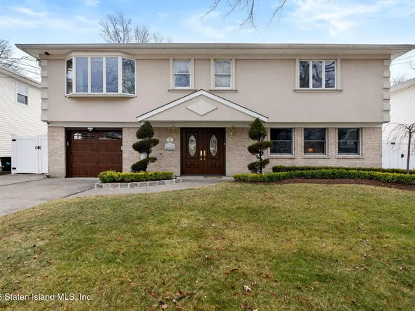 63 Dawson Cir, Staten Island, NY 10314