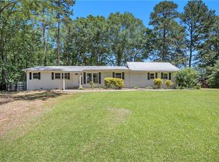 239 Orchard Cir, Commerce, GA 30529