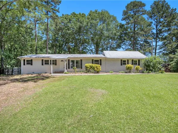 239 Orchard Cir, Commerce, GA 30529