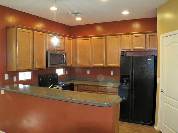 2nd image of 8363 N Johnson Dr