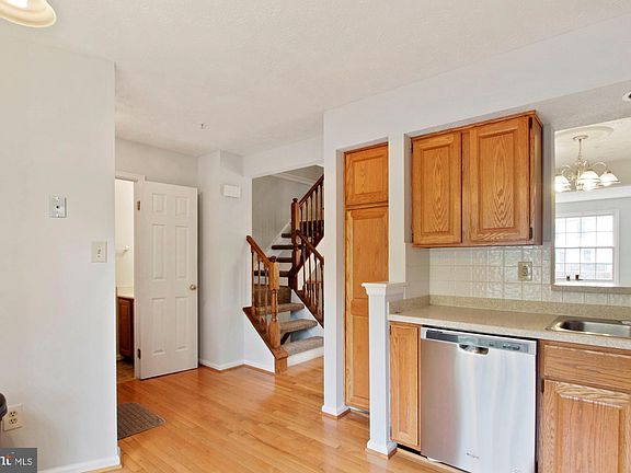 4th image of 4303 Ambrose Ct