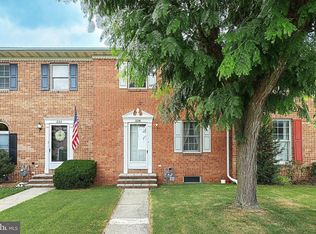 228 Georgetown Cir, Hanover, PA 17331