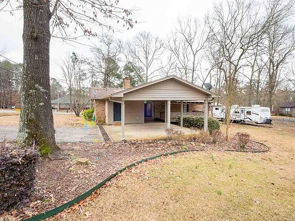 2nd image of 279 Butterfield Dr